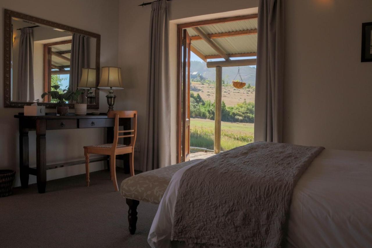 Zebra Cottage And Lodge สเตลเลนบอช ภายนอก รูปภาพ